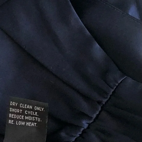 [Doncaster] Navy Silk Ruched Cap Sleeve Side Zip Top - Picture 5 of 6